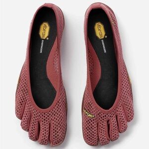 Vibram Women's FiveFingers Maroon Flats